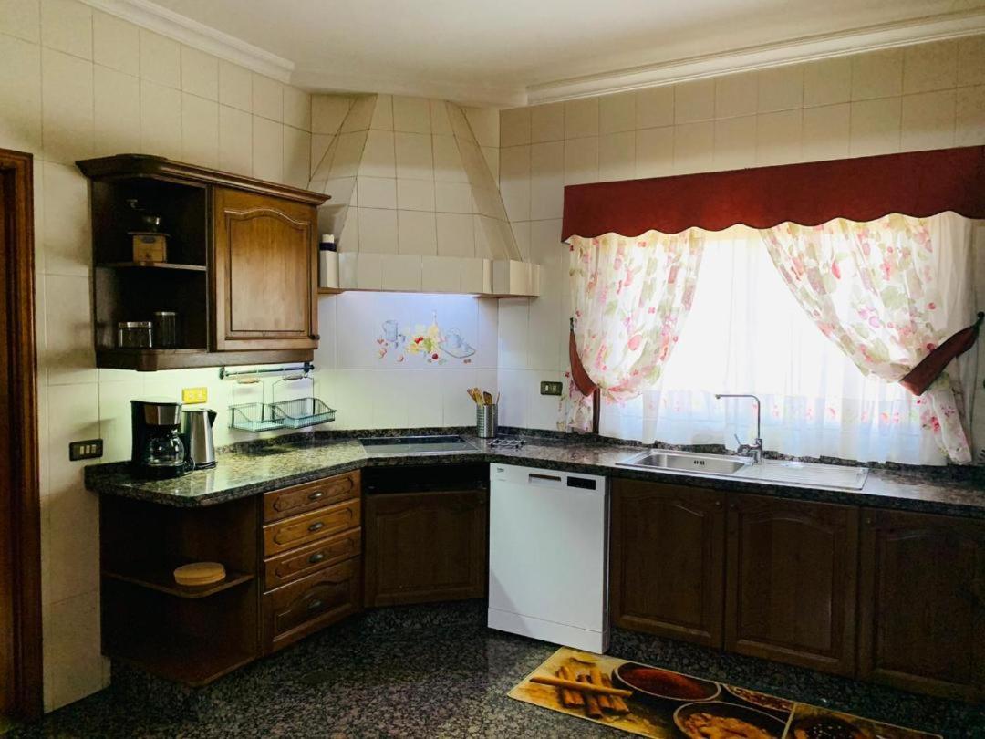 Vivienda Vacacional Floratere Арона Экстерьер фото